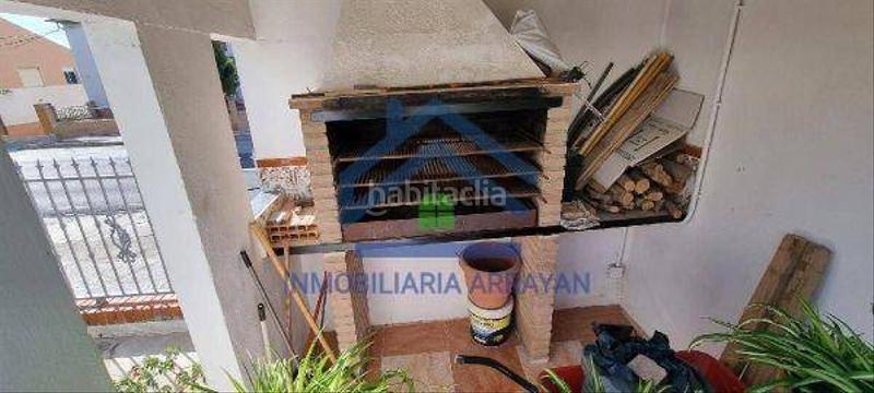 Foto e5c409c8-595f-4bae-a3d3-0e690ca42a2e. Chalet  adosado en venta en carretera de íllora 63, casa nueva en Pinos Puente
