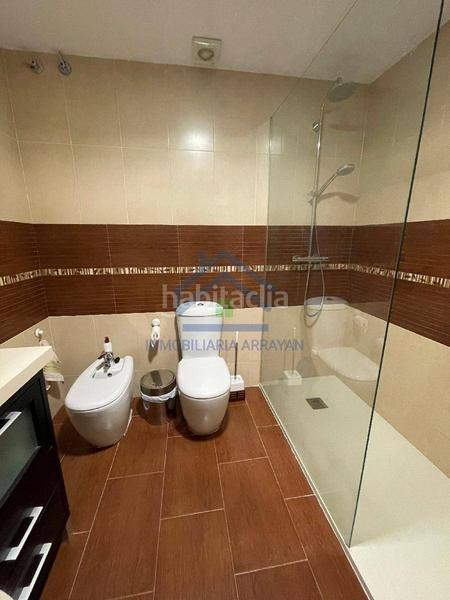 Foto c5691418-ecd3-4eaa-92a0-a0c87695b540. Haus mit parking in Atarfe