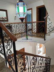 Casa a Atarfe. Magnifica casa , muy amplia, luminosa  y en perfecto estado.