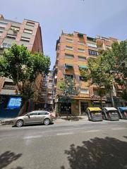 Location Appartement à Plaza de Toros. Piso nuevo para estudiantes 4 habitaciones,  zona plaza toros.