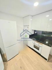 Location Appartement à Plaza de Toros. Piso nuevo para estudiantes se alquilan 4 habitaciones,  zona pl