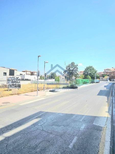 Foto 00935a21-c15b-45cc-b502-6e026d25a24e. Terreno residencial solar urbano a la venta listo para construir en Cájar