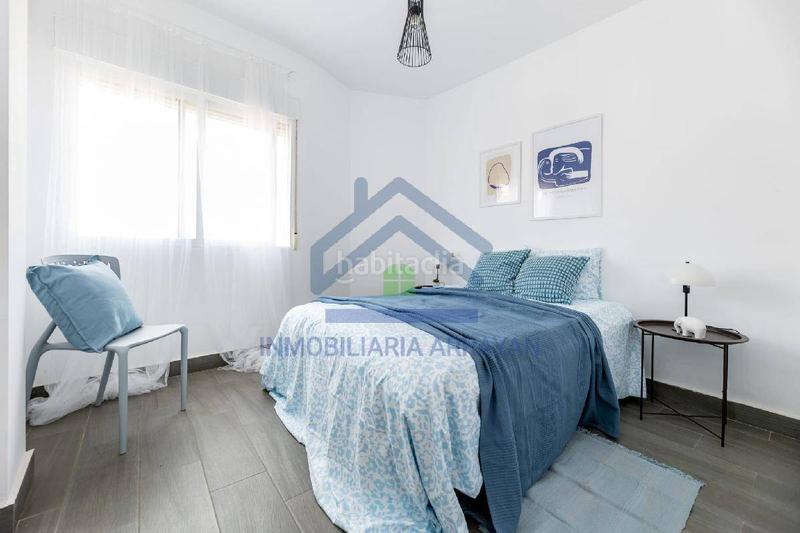 Foto dbfae838-b028-4ad0-a418-d12b7580e940. Piso  nuevo , luminoso y con terraza en Avda. De los Ogíjares Armilla