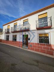 Haus in Íllora. Gran casa en venta en alomartes al lado de illora
