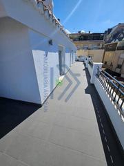 Affitto Appartamento in Barrio de la Vega. Piso ático nuevo a estrenar