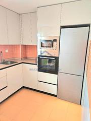 Location Appartement à Barrio de la Vega. Piso nuevo a estrenar con garaje en  barrio monachil