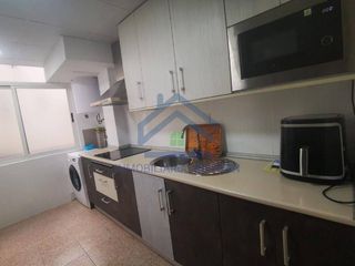 Piso en Camino de Ronda. Piso reformado excelente inversi�n