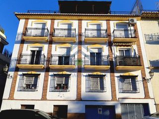 Piso en La Zubia Ciudad. Bonito piso con cochera en la zubia