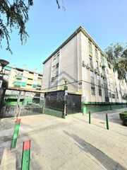 Etagenwohnung en Parque Nueva Granada. Piso en buen estado con plaza de garaje oportunidad