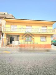 Haus en San Cayetano. Gran casa en churriana de la vega , oportunidad.