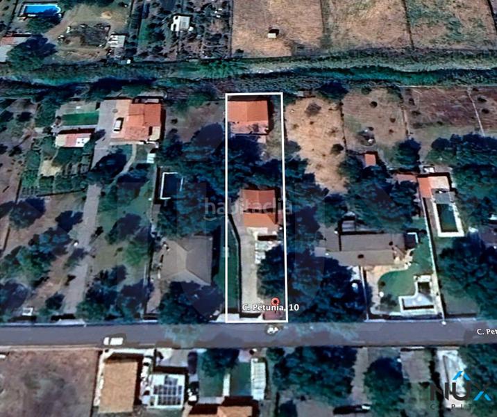 Foto edc8d80a-ee05-4e46-8f75-b9f53642bd04. Chalet dans calle petunia 10 dans Yeles