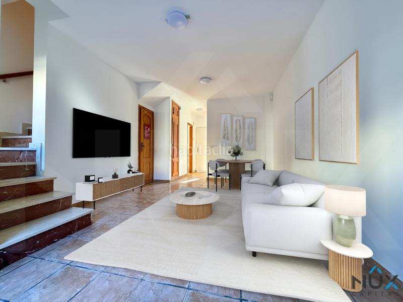 Foto 75aa3c36-7203-4dec-81d5-cbba9ac022e3. Casa adossada amb aparcament piscina a Poblets (els)