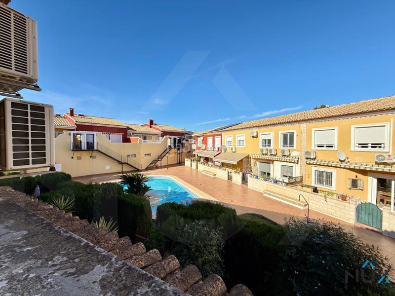 Foto 90e55941-7232-46d0-b49c-a8e26427c185. Casa adossada amb aparcament piscina a Poblets (els)