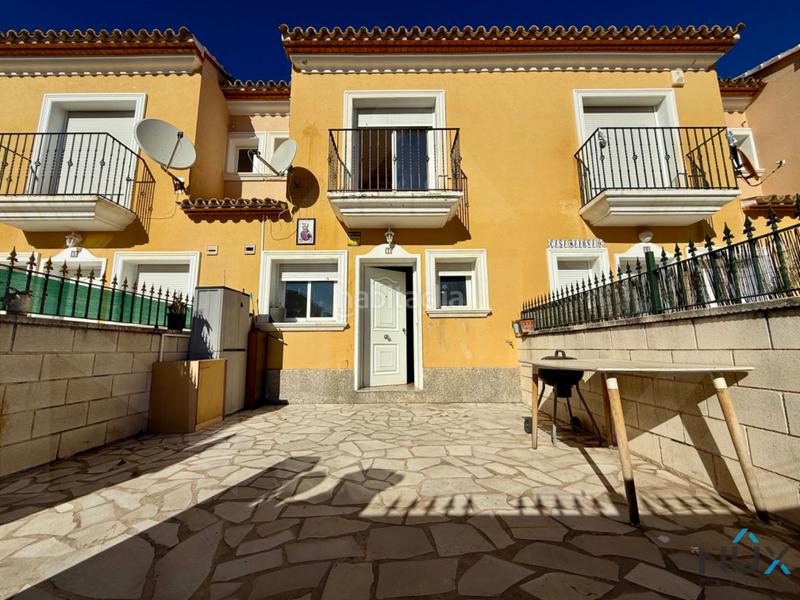 Foto b2310516-c70e-43b5-b1d3-125911c6f246. Casa adossada amb aparcament piscina a Poblets (els)