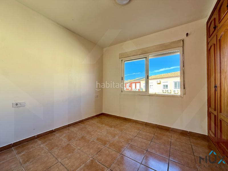 Foto cc41b995-0df8-4eb6-b32a-64d07f0eb4d3. Casa adossada amb aparcament piscina a Poblets (els)