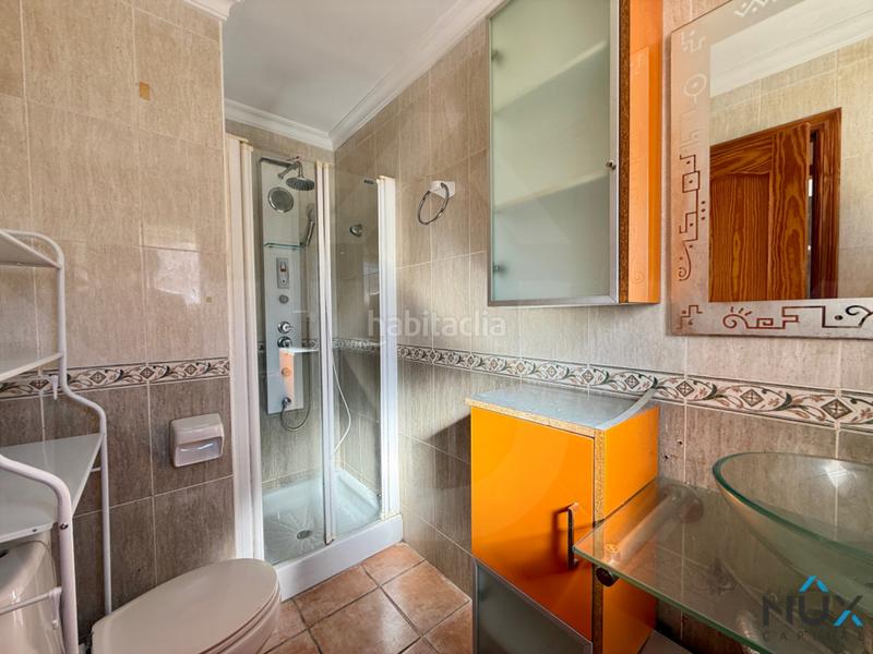 Foto d829c12c-917d-4282-b0ff-679e9307f5f9. Casa adossada amb aparcament piscina a Poblets (els)