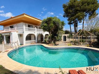 Chalet en Corralet-Bonanza-Tres Rutas