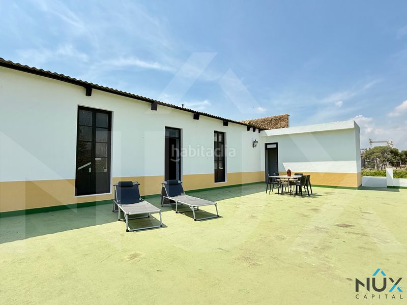Foto b8982bdd-a9c8-4432-a148-cba63993f493. Chalet en Benaguasil