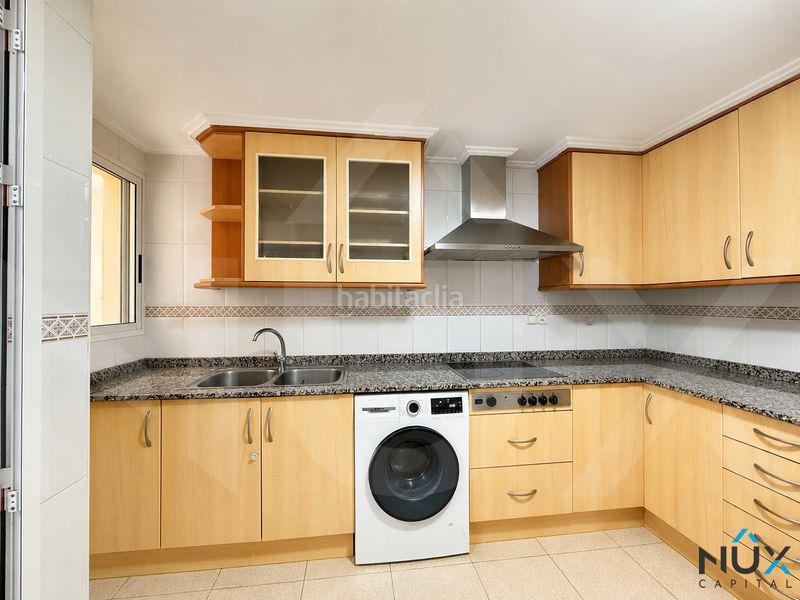 Foto b79093fb-0045-45da-9e33-8dfdbe975672. Etagenwohnung mit parking in Benaguasil