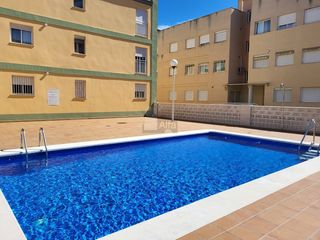 Alquiler Piso en Carrer arbocer 16. !!! solo disponible primera quincena agosto por 1750� todo inclu