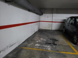 Alquiler Parking coche en Avinguda del primat reig 26. Garaje en primer sótano