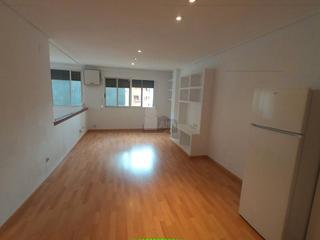 Location Appartement  Carrer de colón 50. ! piso interior con garaje en calle colón !