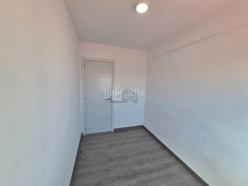 Foto cb6d7f07-c123-441a-a34d-42c0c698ccf4. Location attique dans avinguda dels tamarindes 4 dans Valencia