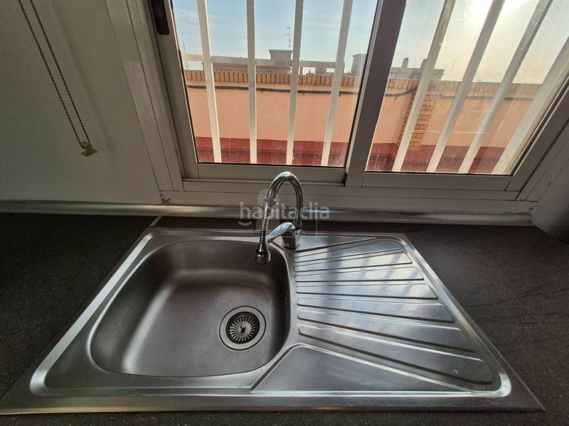 Foto 1e0869a3-3105-4206-a800-805b4af4fc98. Rent penthouse in avinguda dels tamarindes 4 in Nou Campanar Valencia