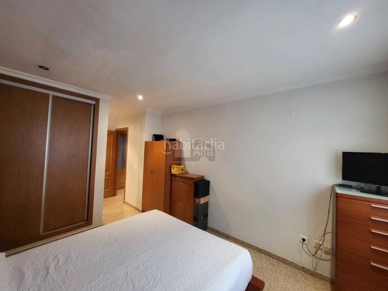 Foto 15896ca9-c467-497d-a309-ca9d2ffce9d2. Flat with heating parking in Aldaia