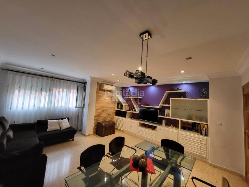 Foto b1c5c37e-9d81-4e4e-9827-3719b54346f1. Flat with heating parking in Aldaia