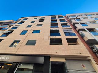 Lloguer Aparcament cotxe  Carrer josep serra carsí 3. Garaje y trastero