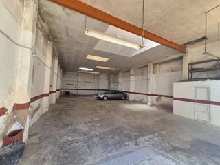 Location Local commercial en Pla�a de la conc�rdia 1. Local comercial para acondicionar