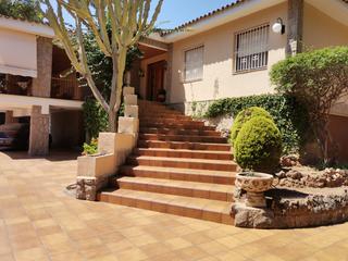 Chalet à La Renegà-Torre Bellver-Les Platgetes. Venta de maravilloso chalet en oropesa