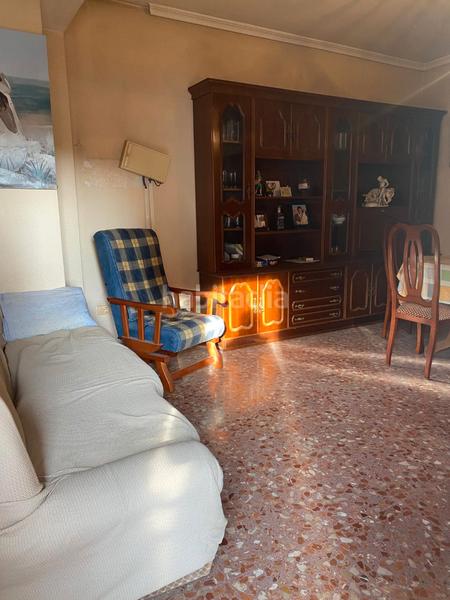 Foto 2963320a-7b86-4fdf-84d1-0179c7ffae2b. Casa amb xemeneia a Ciutat del Transport - La Salera Castellón de la Plana