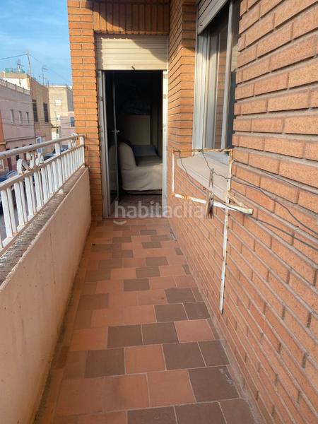 Foto 99261f73-1e7a-4217-81c0-1db2db57280f. Casa amb xemeneia a Ciutat del Transport - La Salera Castellón de la Plana