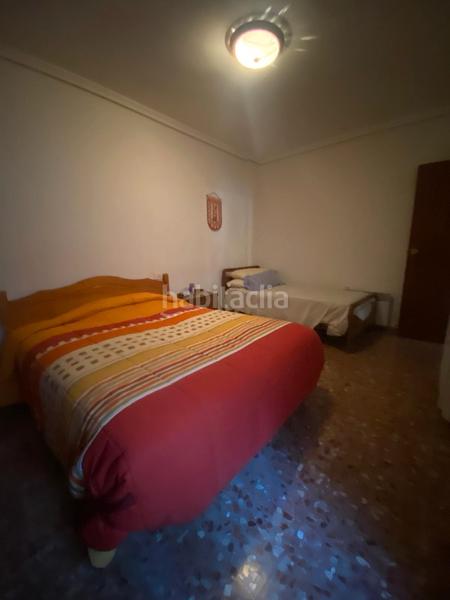 Foto a0f0ef4e-a741-4c99-a491-ef4f08e03398. Casa amb xemeneia a Ciutat del Transport - La Salera Castellón de la Plana