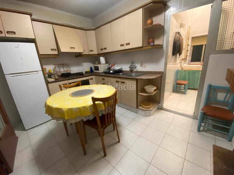 Foto aa85a5aa-e650-458a-81a0-01d1fce7f5db. Casa amb xemeneia a Ciutat del Transport - La Salera Castellón de la Plana