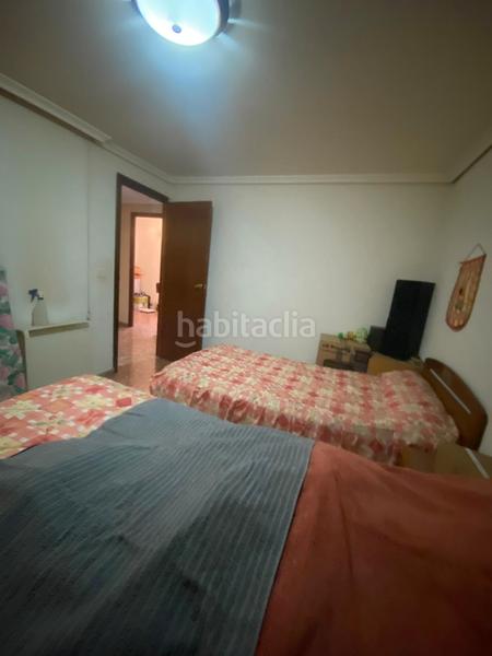 Foto b7ce1c45-c8a2-49ae-b6a7-3f46b8db2986. Casa amb xemeneia a Ciutat del Transport - La Salera Castellón de la Plana