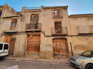 Maison jumelée  Calle rajolar de baix 79. Casa/adosada para derruir 7´30 mts fachada cosntruye l cassa de