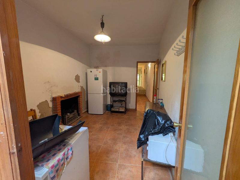 Foto e2094dcb-40bb-4f30-95ca-80cfde6f0b85. Casa adossada a Benlloc