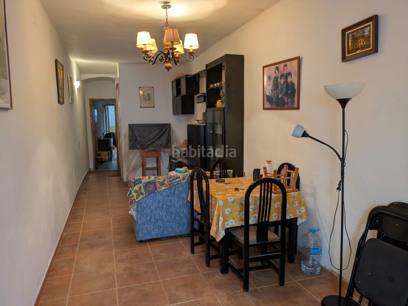 Foto ee5dda32-d959-4628-a29d-a0fad1c1e692. Casa adossada a Benlloc