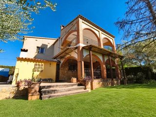 Chalet à Calle de los Pinos
