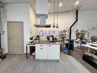 Local Comercial a Carrer dels Fusters