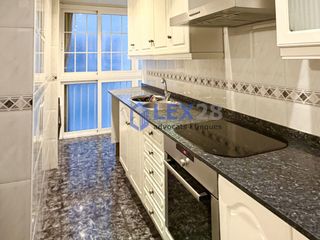 Etagenwohnung  Plaça de trafalgar. Piso 101 m2 pl. trafalgar con comedor grande balcón y ascensor