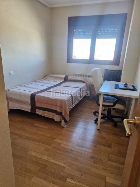 Foto fe0ca606-c9f6-47c3-a75f-6c42942e4732. Appartamento in calle ignacio zuloaga 2 in El Quiñón Seseña