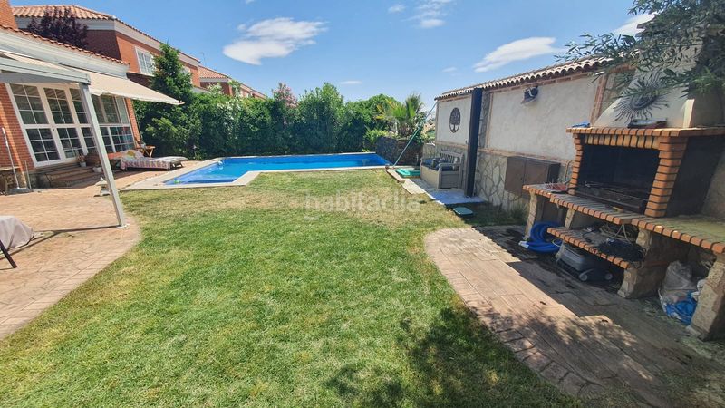 Foto d0ac2405-b4ae-471e-8983-2a84d2eb5a0d. Chalet con riscaldamento piscina in Barcience