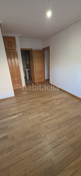 Foto e6cc4613-ac71-423d-b029-2204f5b011a8. Pis amb calefacció piscina a El Quiñón Seseña