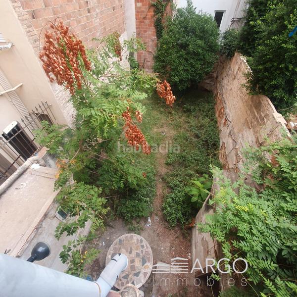 Foto bda0e4cb-1a2d-458a-a84e-8a55435cca3a. Casa finca de tres viviendas en sarria- en Sarrià Barcelona