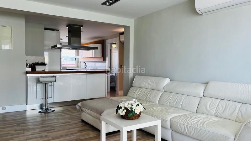 Foto a61cade2-e1b0-4eab-9fa7-89ca81fdd6e4. Apartamento  en primera línea de mar en la Playa Levante en Benidorm