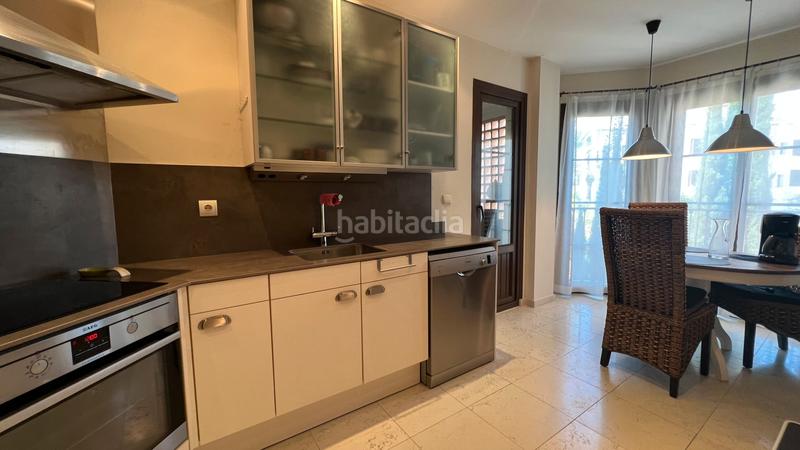 Foto 5b7d76f1-fdba-437d-9589-e6968eaf1f3a. Apartament amb aparcament piscina a Villa Gadea Altea